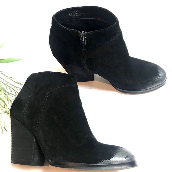 Isola Black Suede Silver Toe Booties - Picture 2 of 10